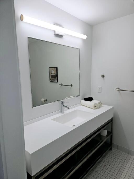 Tremont Smart 11 - A Kcm Property クリーブランド エクステリア 写真