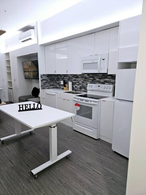 Tremont Smart 11 - A Kcm Property クリーブランド エクステリア 写真